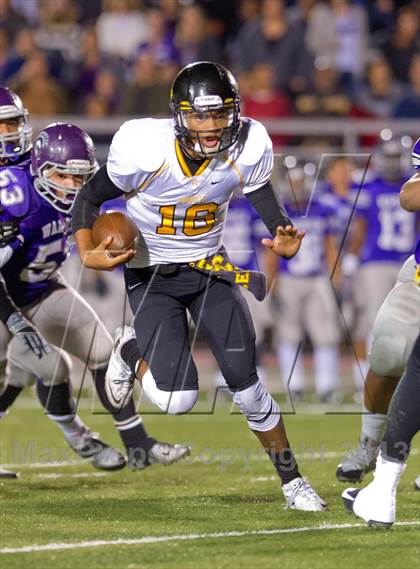Thumbnail 1 in Warren vs. East Central (UIL 5A Bi-District Playoff) photogallery.