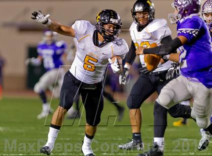 Thumbnail 3 in Warren vs. East Central (UIL 5A Bi-District Playoff) photogallery.