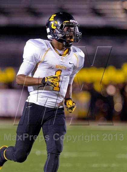 Thumbnail 2 in Warren vs. East Central (UIL 5A Bi-District Playoff) photogallery.