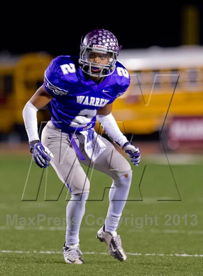 Thumbnail 2 in Warren vs. East Central (UIL 5A Bi-District Playoff) photogallery.