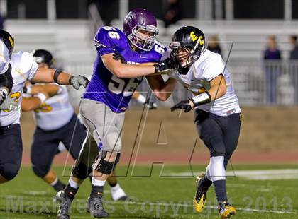 Thumbnail 1 in Warren vs. East Central (UIL 5A Bi-District Playoff) photogallery.