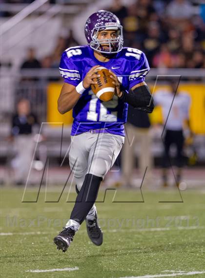 Thumbnail 3 in Warren vs. East Central (UIL 5A Bi-District Playoff) photogallery.
