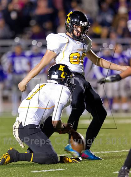Thumbnail 3 in Warren vs. East Central (UIL 5A Bi-District Playoff) photogallery.
