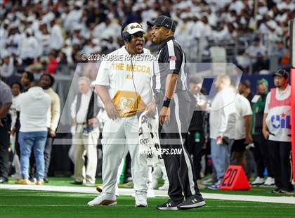 Thumbnail 2 in South Oak Cliff @ Port Neches-Groves (UIL 5A D2 Football Final) photogallery.