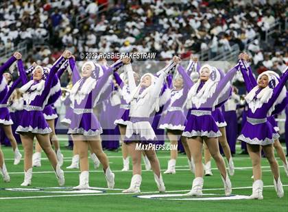 Thumbnail 2 in South Oak Cliff @ Port Neches-Groves (UIL 5A D2 Football Final) photogallery.