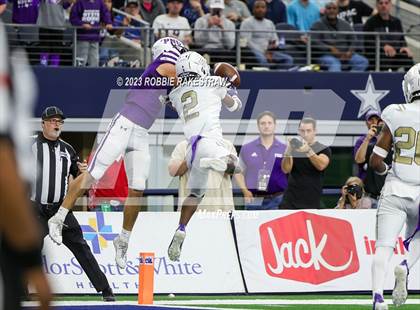 Thumbnail 2 in South Oak Cliff @ Port Neches-Groves (UIL 5A D2 Football Final) photogallery.