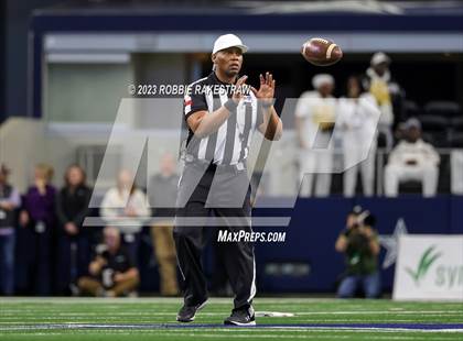 Thumbnail 3 in South Oak Cliff @ Port Neches-Groves (UIL 5A D2 Football Final) photogallery.