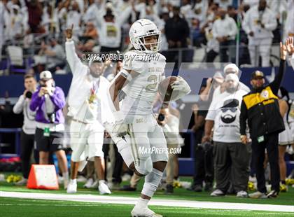 Thumbnail 3 in South Oak Cliff @ Port Neches-Groves (UIL 5A D2 Football Final) photogallery.