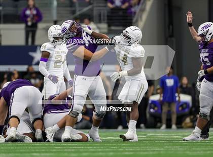 Thumbnail 1 in South Oak Cliff @ Port Neches-Groves (UIL 5A D2 Football Final) photogallery.