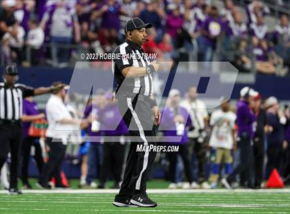 Thumbnail 3 in South Oak Cliff @ Port Neches-Groves (UIL 5A D2 Football Final) photogallery.