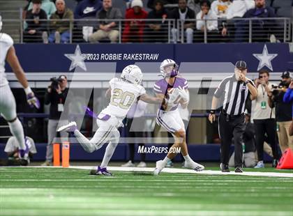Thumbnail 1 in South Oak Cliff @ Port Neches-Groves (UIL 5A D2 Football Final) photogallery.