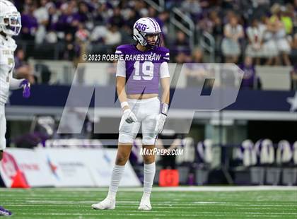 Thumbnail 1 in South Oak Cliff @ Port Neches-Groves (UIL 5A D2 Football Final) photogallery.