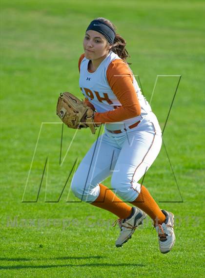Thumbnail 1 in Steele vs. Eagle Pass (NISD Softball Tournament) photogallery.