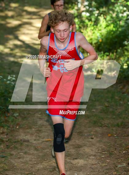 Thumbnail 1 in South Dearborn Invitational photogallery.