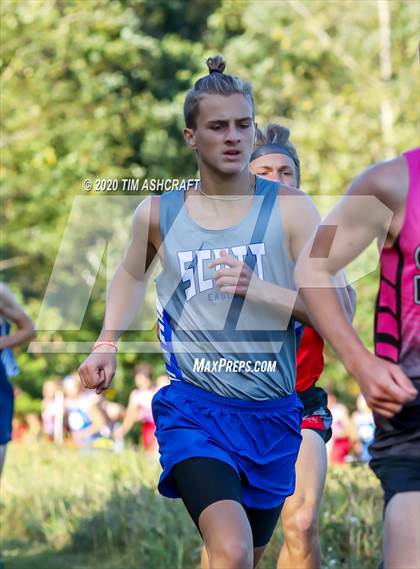 Thumbnail 2 in South Dearborn Invitational photogallery.