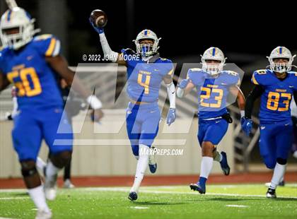 Thumbnail 1 in Frenship vs. Eastlake (UIL 6A Division 2 Bi-District Playoff) photogallery.