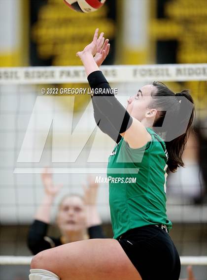 Thumbnail 2 in Southlake Carroll vs Fossil Ridge photogallery.
