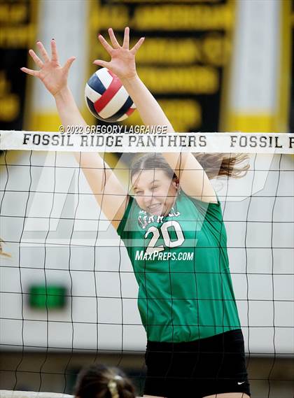 Thumbnail 1 in Southlake Carroll vs Fossil Ridge photogallery.