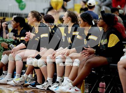 Thumbnail 2 in Southlake Carroll vs Fossil Ridge photogallery.