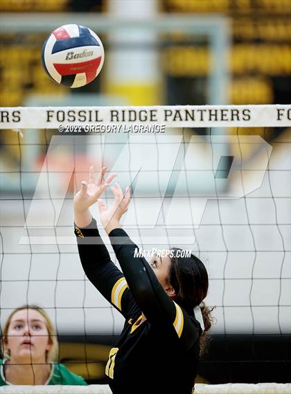 Thumbnail 1 in Southlake Carroll vs Fossil Ridge photogallery.