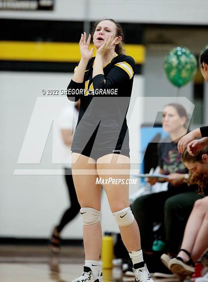 Thumbnail 3 in Southlake Carroll vs Fossil Ridge photogallery.