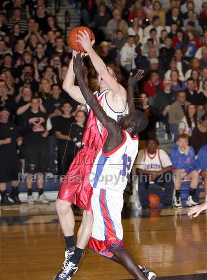 Thumbnail 3 in Trinity vs Manchester Memorial (NHIAA Class L Final) photogallery.