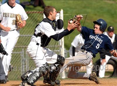 Thumbnail 3 in Staples @ Trumbull (FCIAC Quarterfinal) photogallery.
