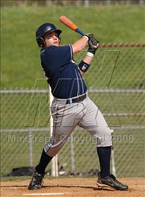 Thumbnail 1 in Staples @ Trumbull (FCIAC Quarterfinal) photogallery.