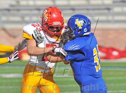 Thumbnail 1 in S & S Consolidated vs. Leonard (UIL 2A Regional Semifinal) photogallery.