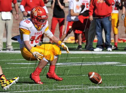 Thumbnail 3 in S & S Consolidated vs. Leonard (UIL 2A Regional Semifinal) photogallery.