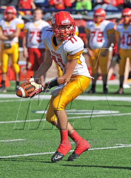 Thumbnail 1 in S & S Consolidated vs. Leonard (UIL 2A Regional Semifinal) photogallery.