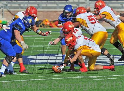 Thumbnail 1 in S & S Consolidated vs. Leonard (UIL 2A Regional Semifinal) photogallery.