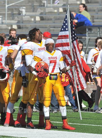 Thumbnail 3 in S & S Consolidated vs. Leonard (UIL 2A Regional Semifinal) photogallery.