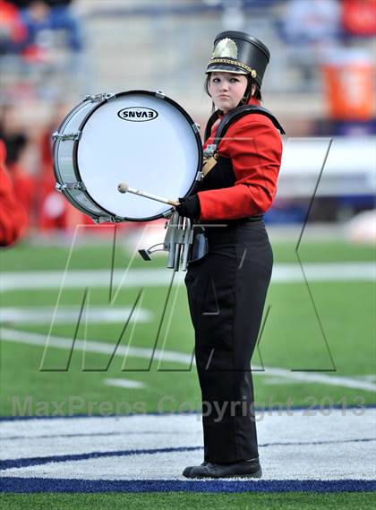 Thumbnail 2 in S & S Consolidated vs. Leonard (UIL 2A Regional Semifinal) photogallery.