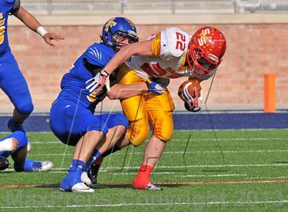Thumbnail 2 in S & S Consolidated vs. Leonard (UIL 2A Regional Semifinal) photogallery.