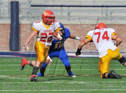 Thumbnail 1 in S & S Consolidated vs. Leonard (UIL 2A Regional Semifinal) photogallery.
