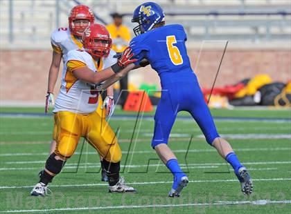 Thumbnail 2 in S & S Consolidated vs. Leonard (UIL 2A Regional Semifinal) photogallery.