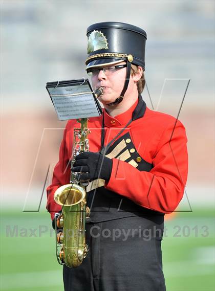Thumbnail 2 in S & S Consolidated vs. Leonard (UIL 2A Regional Semifinal) photogallery.