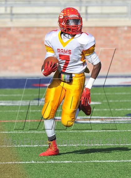 Thumbnail 1 in S & S Consolidated vs. Leonard (UIL 2A Regional Semifinal) photogallery.