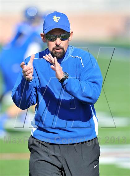 Thumbnail 1 in S & S Consolidated vs. Leonard (UIL 2A Regional Semifinal) photogallery.