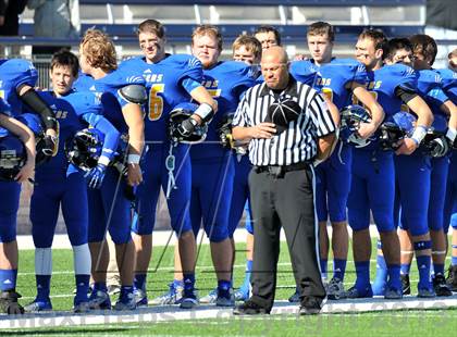 Thumbnail 2 in S & S Consolidated vs. Leonard (UIL 2A Regional Semifinal) photogallery.