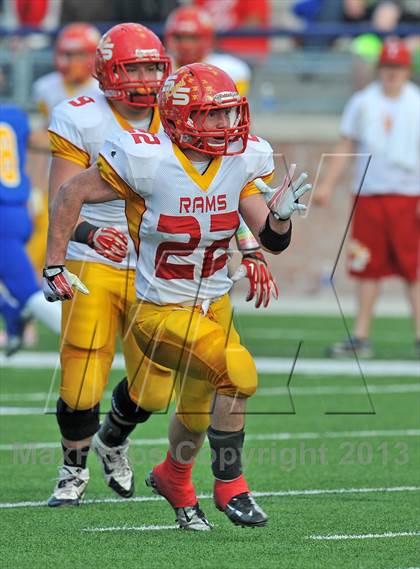 Thumbnail 2 in S & S Consolidated vs. Leonard (UIL 2A Regional Semifinal) photogallery.