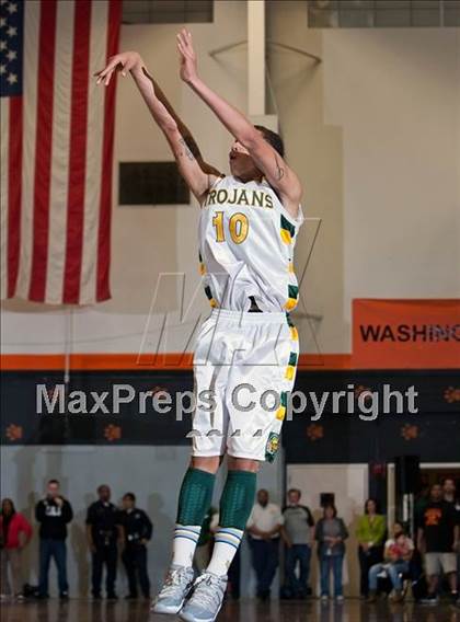 Thumbnail 1 in Oakland vs. Castro Valley (CIF State NorCal D1 Semifinal) photogallery.
