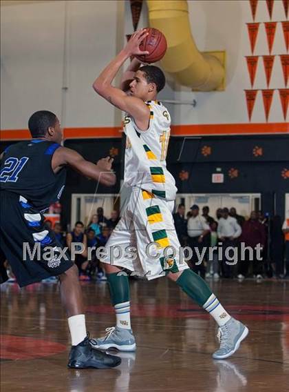 Thumbnail 3 in Oakland vs. Castro Valley (CIF State NorCal D1 Semifinal) photogallery.
