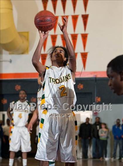 Thumbnail 2 in Oakland vs. Castro Valley (CIF State NorCal D1 Semifinal) photogallery.