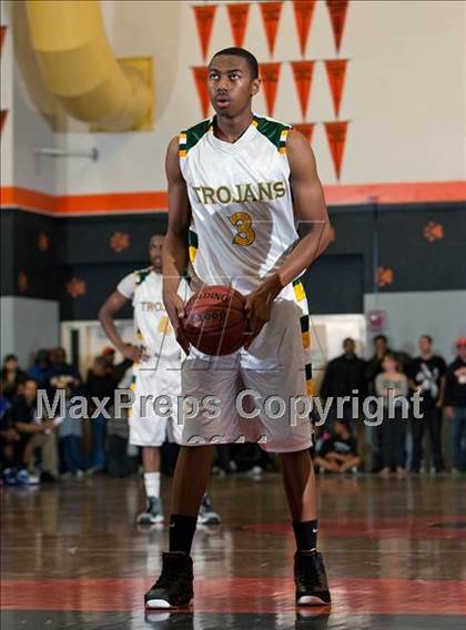 Thumbnail 3 in Oakland vs. Castro Valley (CIF State NorCal D1 Semifinal) photogallery.