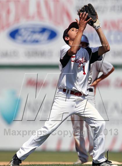 Thumbnail 3 in Arrowhead Christian vs. Calvary Murrieta (County Clash) photogallery.