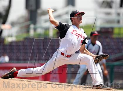 Thumbnail 3 in Arrowhead Christian vs. Calvary Murrieta (County Clash) photogallery.