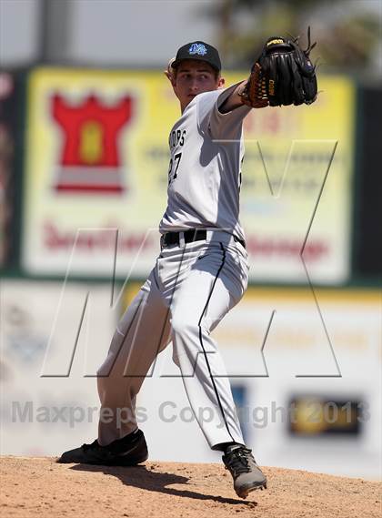 Thumbnail 3 in Arrowhead Christian vs. Calvary Murrieta (County Clash) photogallery.