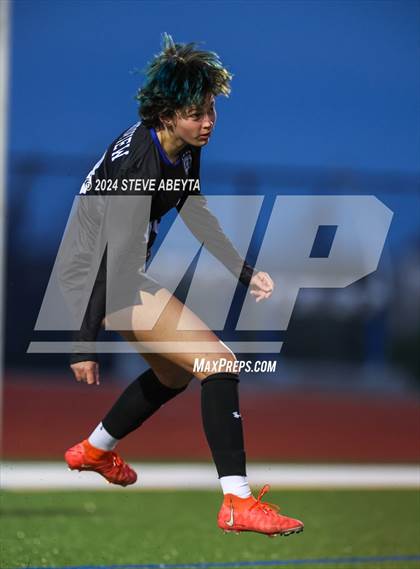 Thumbnail 1 in Arvada West @ Grandview (CHSAA 5A Second Round) photogallery.